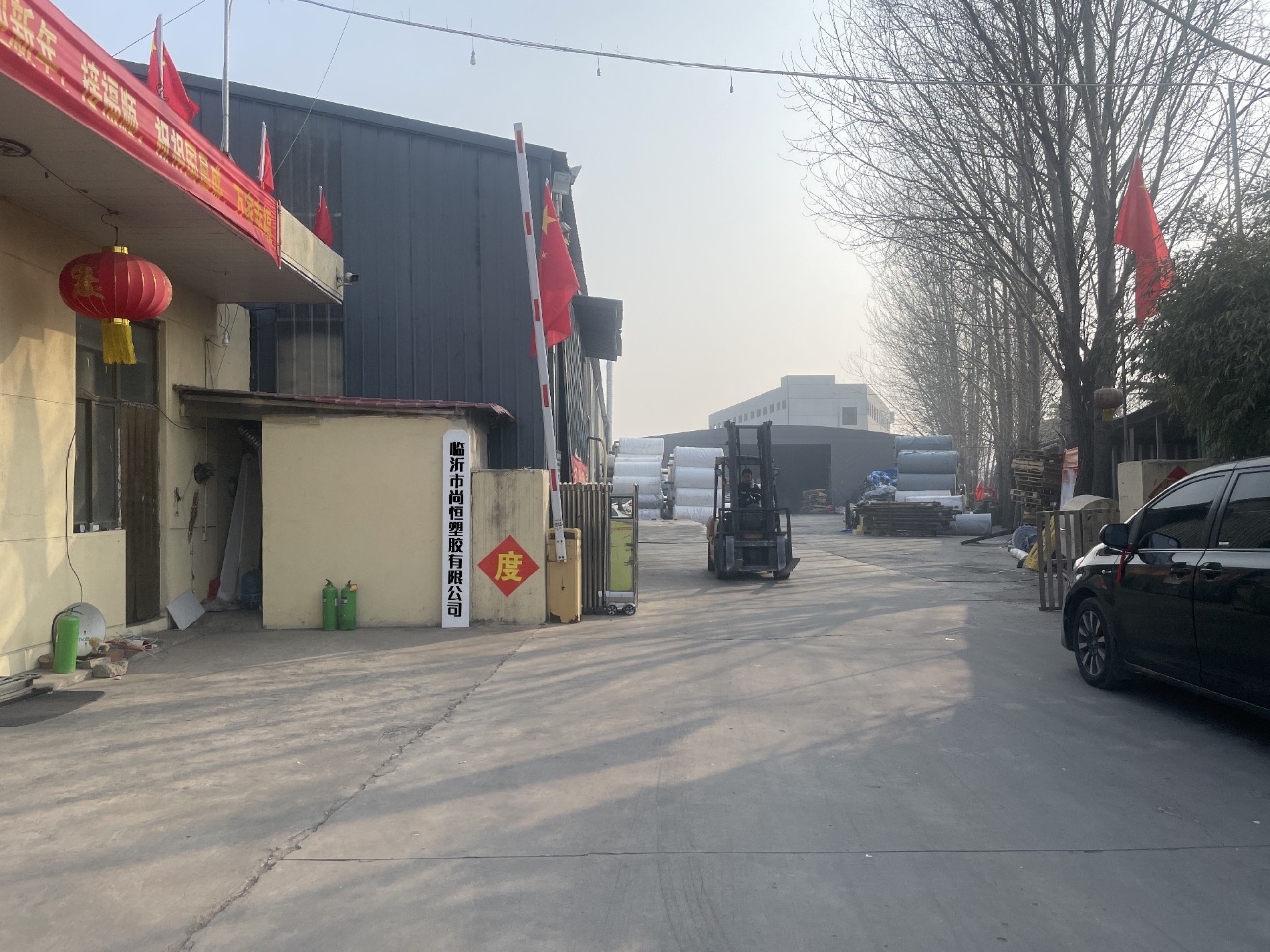 篷布專家——臨沂市尚恒塑膠有限公司，為您提供高品質(zhì)篷布解決方案